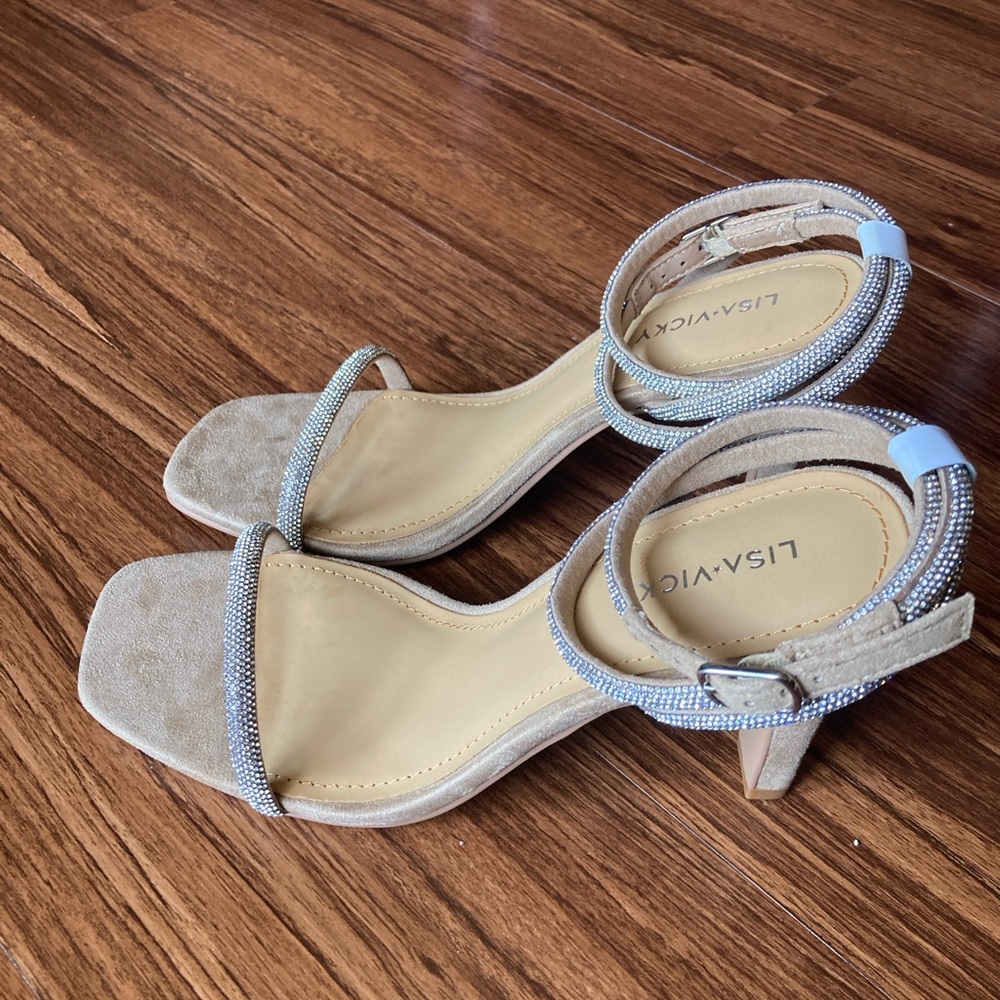 Lisa Vicky size 8 Tan 4” Heels with Rhinestone Straps - Picture 3 of 7
